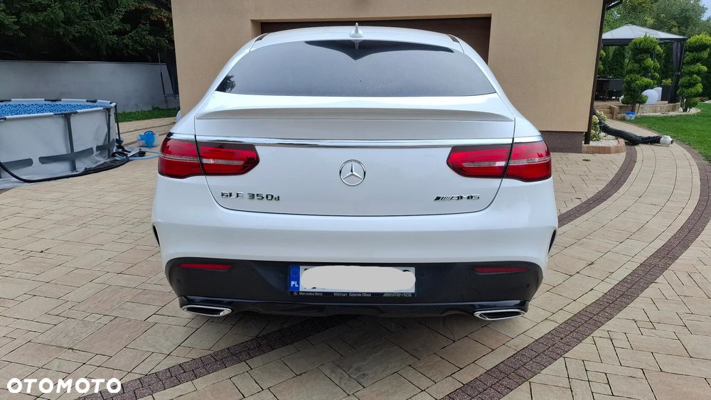 Mercedes-Benz GLE 350 d 4Matic 9G-TRONIC AMG Line - 4
