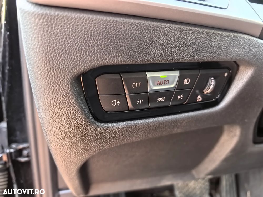 BMW Seria 3 320i AT - 17