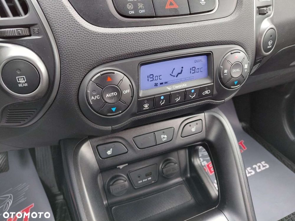 Hyundai ix35 - 23