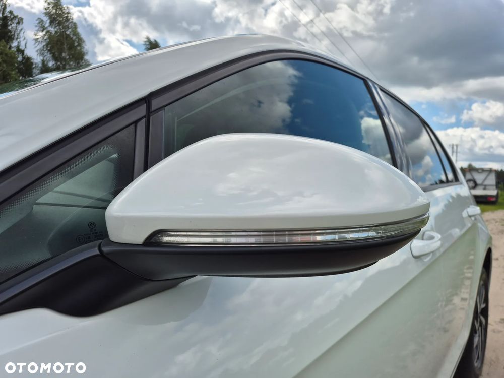 Volkswagen Golf 1.0 TSI OPF Join - 37