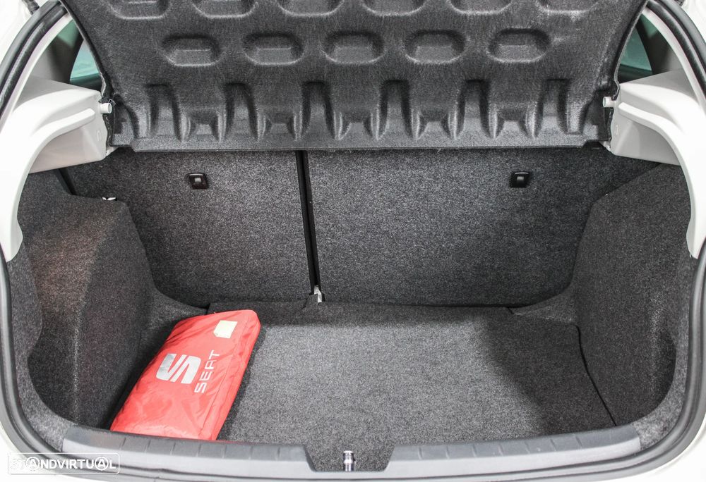 SEAT Ibiza 1.6 TDI FR - 29