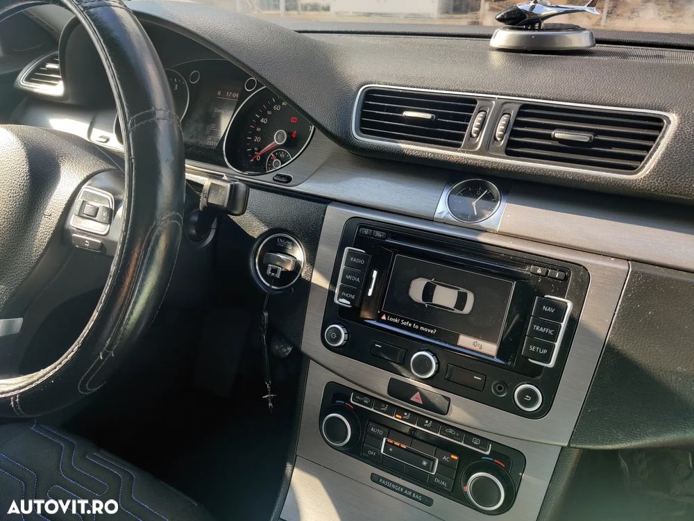 Volkswagen Passat 2.0 TDI BlueMotion Technology Trendline - 12