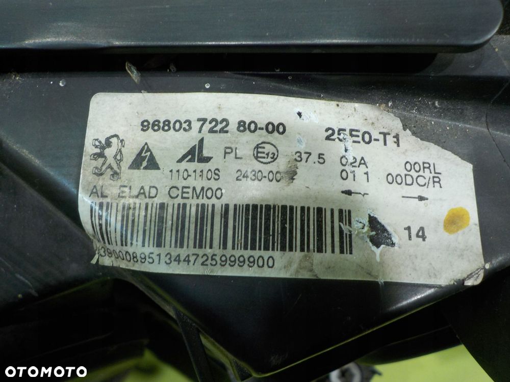 PEUGEOT RCZ 1.6 THP 11r COUPE 2D XENON lampa prawa przod 9680372280 - 9