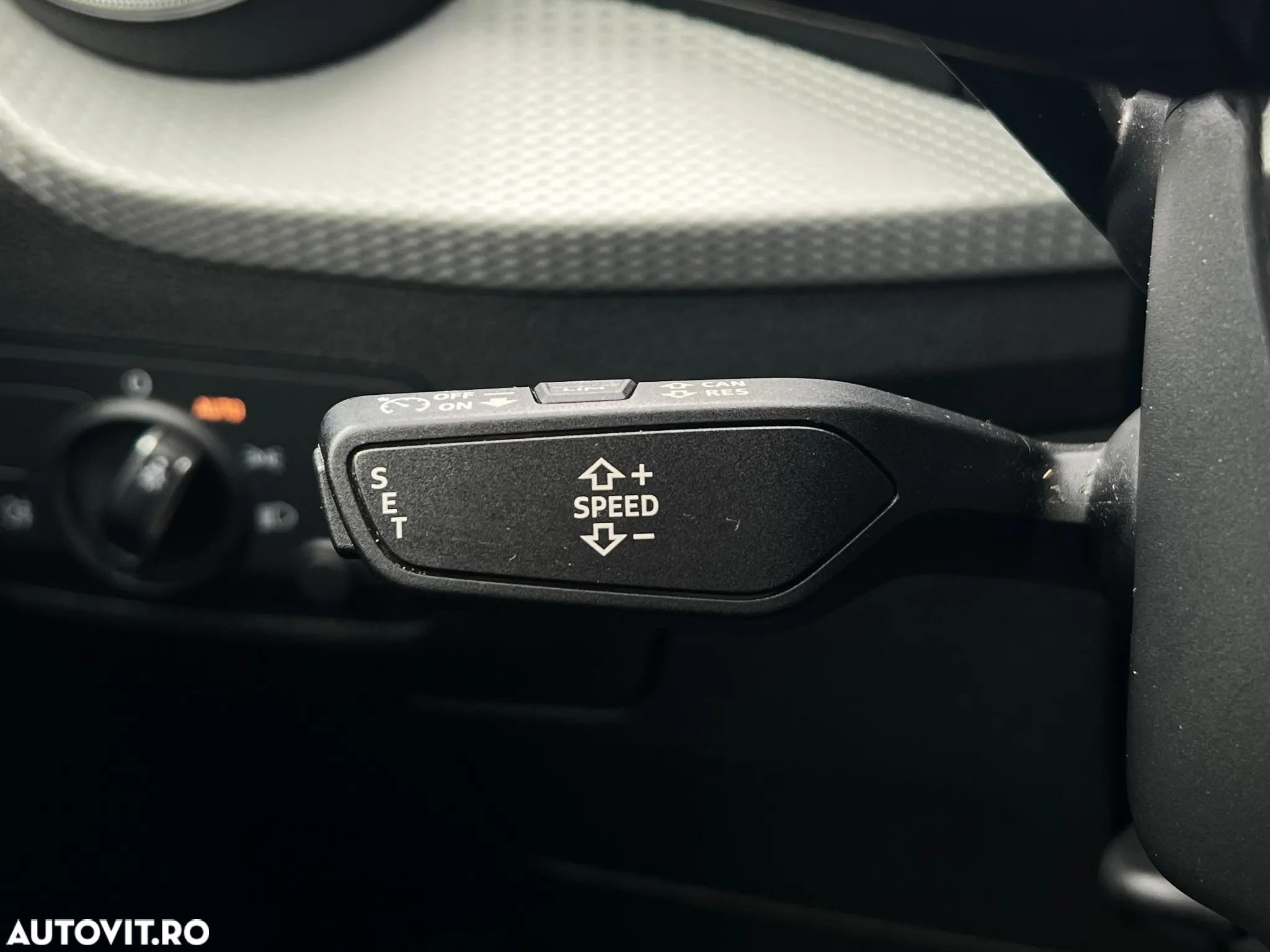 Audi Q2 35 TFSI S tronic sport - 32