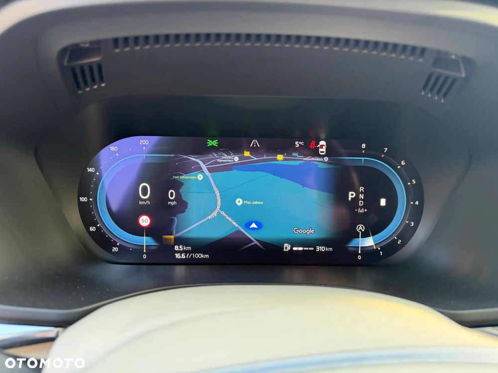 Volvo XC 60 B5 B R-Design - 23