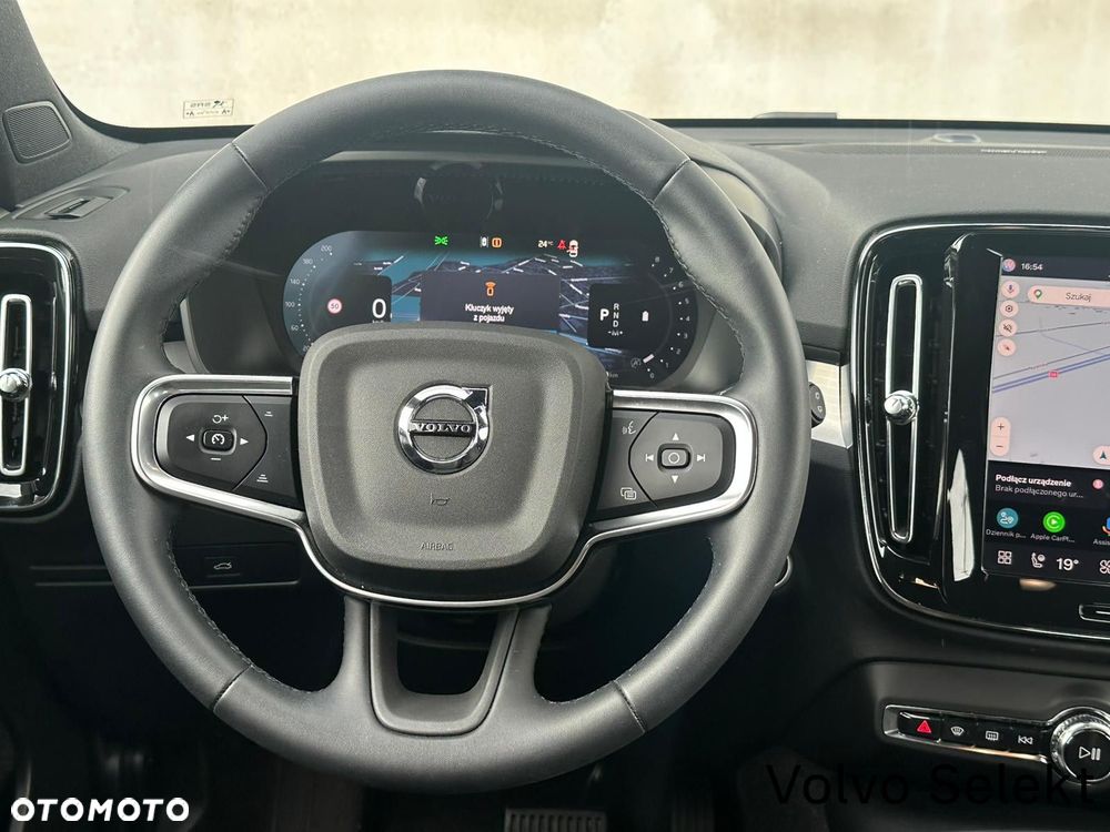 Volvo XC 40 - 32
