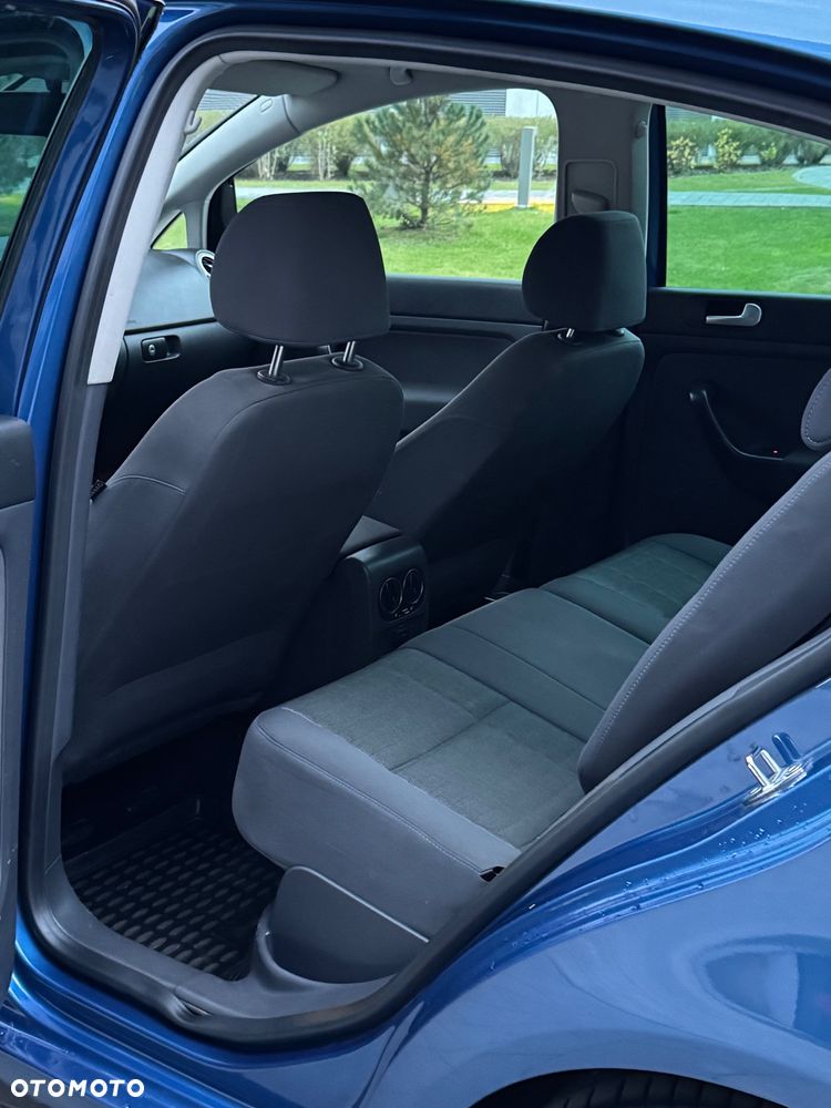 Volkswagen Golf Plus - 8