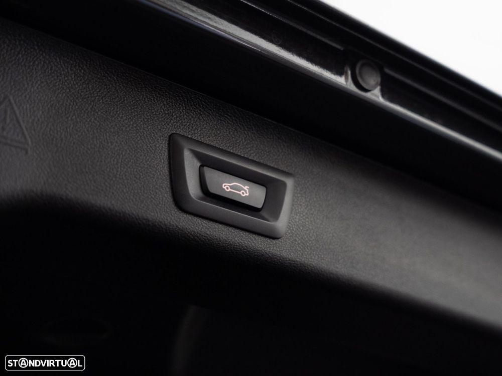BMW 520 e Pack M - 14