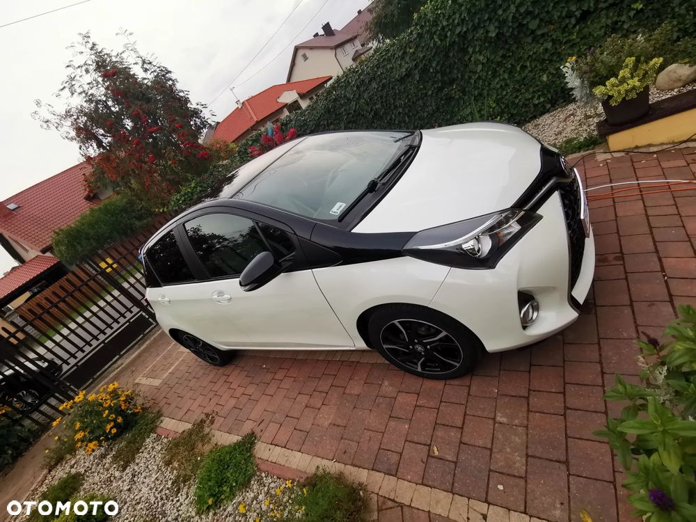 Toyota Yaris 1.33 Selection Platinum - 6