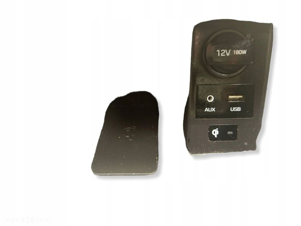 Panel Schowek Ładowarka Indukcyjna Tunel Hyundai I30 FASTBACK 95560G3000 - 11