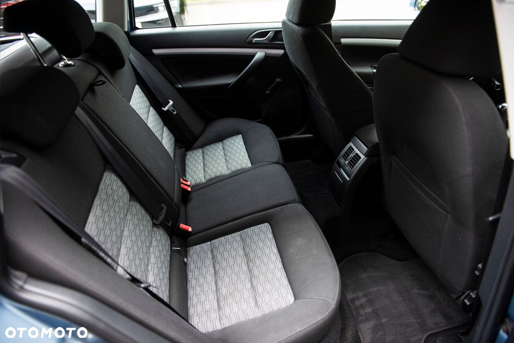 Skoda Octavia 1.6 Active - 21