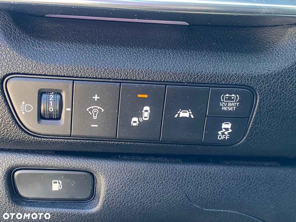 Kia Niro 1.6 GDI Hybrid L - 30