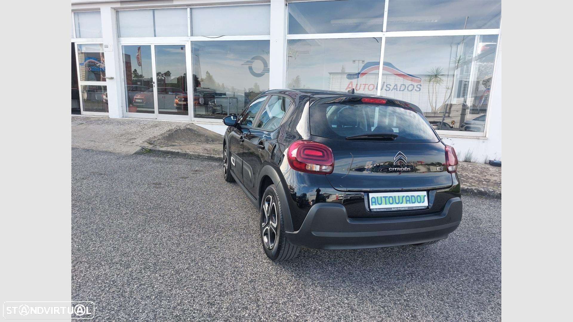 Citroën C3 1.2 PureTech Plus - 10