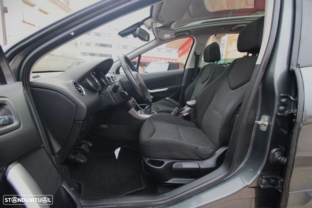 Peugeot 308 SW 1.6 HDi Premium CVM6 - 15