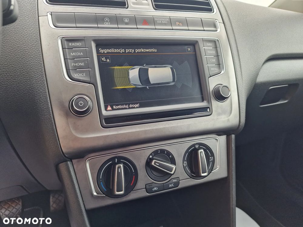 Volkswagen Polo 1.2 TSI (Blue Motion Technology) Comfortline - 16