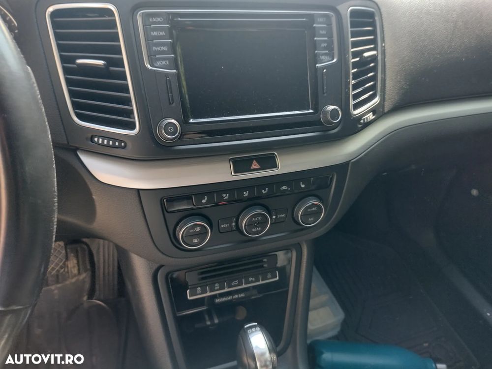 Volkswagen Sharan 2.0 TDI DSG Highline Black Style - 5