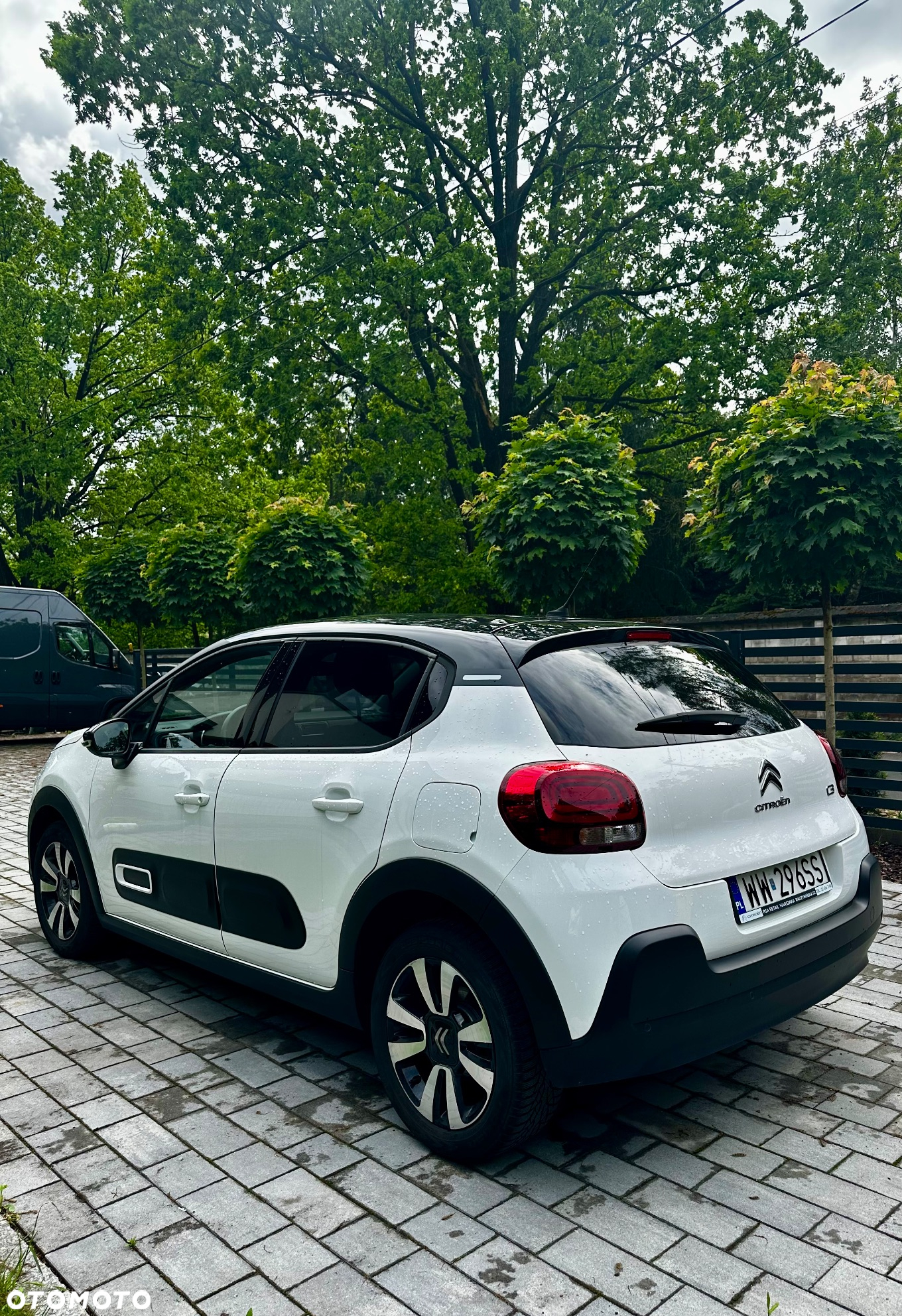 Citroën C3 1.2 PureTech Shine EAT6 - 8
