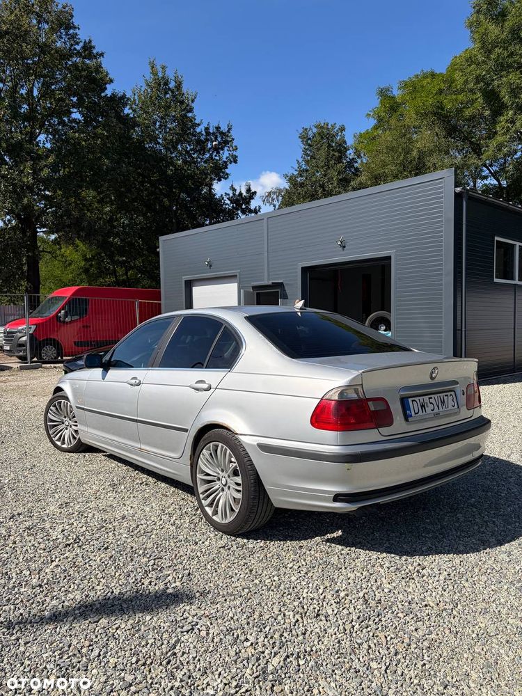 BMW Seria 3 2000 photo 3