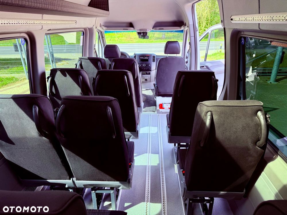 Mercedes-Benz SPRINTER 516 - 15