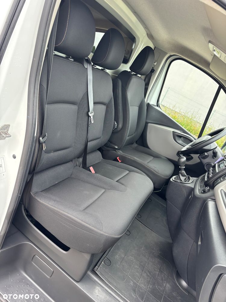 Renault Trafic - 14