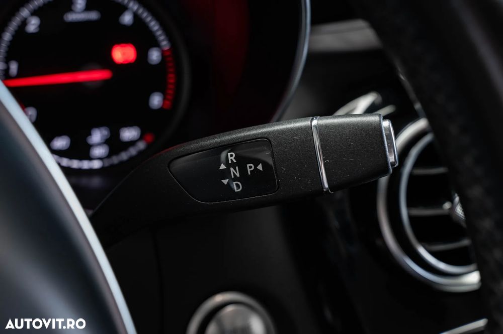 Mercedes-Benz GLC 250 d 4MATIC 9G-TRONIC AMG Line - 28