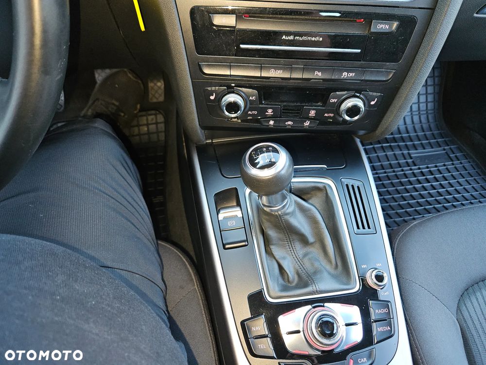 Audi A4 Avant 2.0 TDI DPF Ambiente - 19