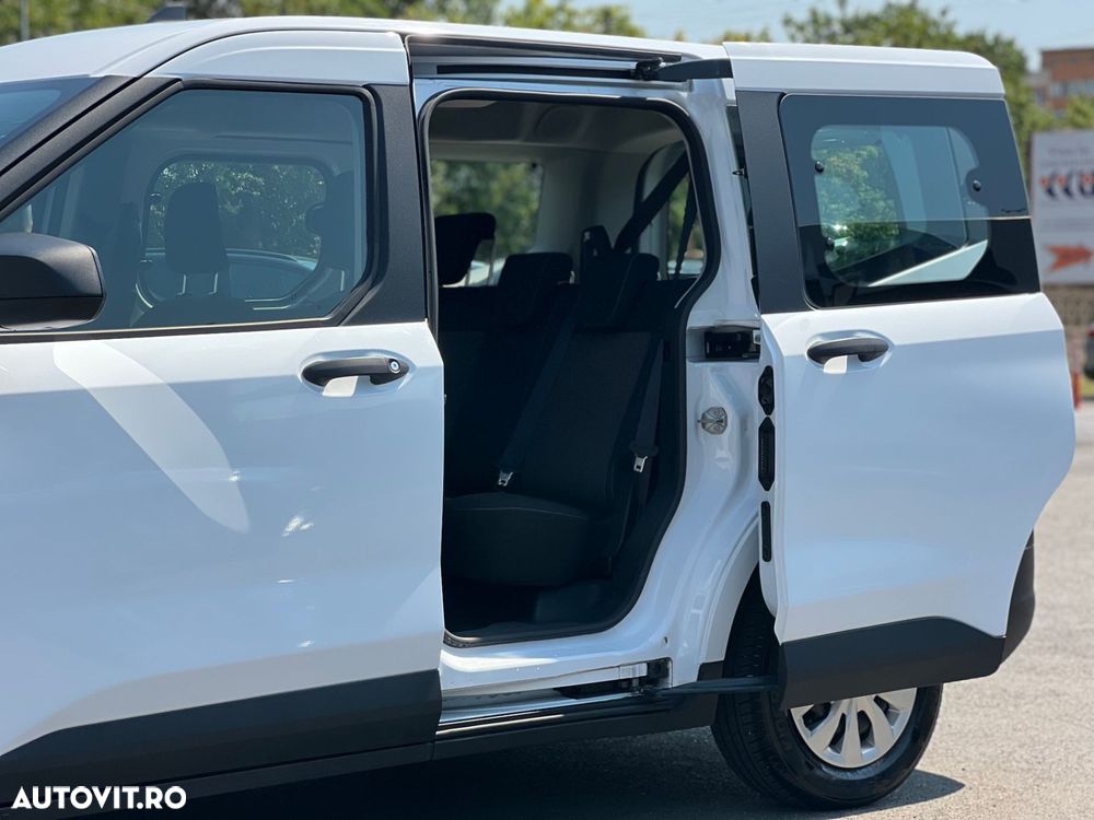 Ford Tourneo Courier 1.0 EcoBoost M6 Active - 34