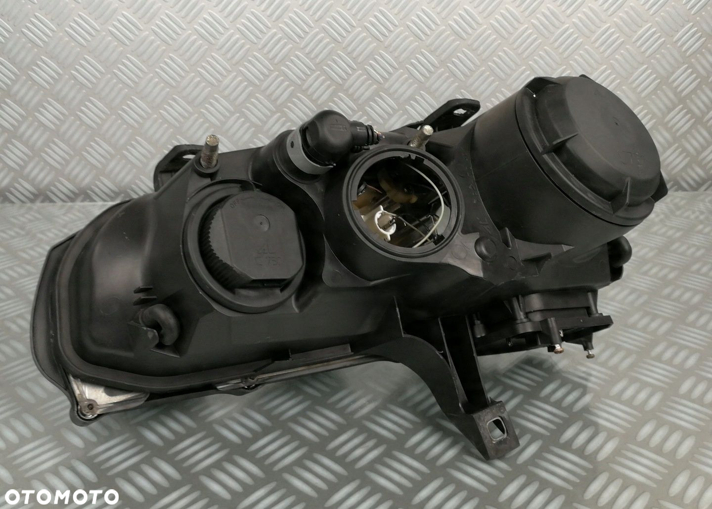 reflektor lampa prawy prawa przód przednia ALFA ROMEO 159 BRERA SPIDER EURO - 10