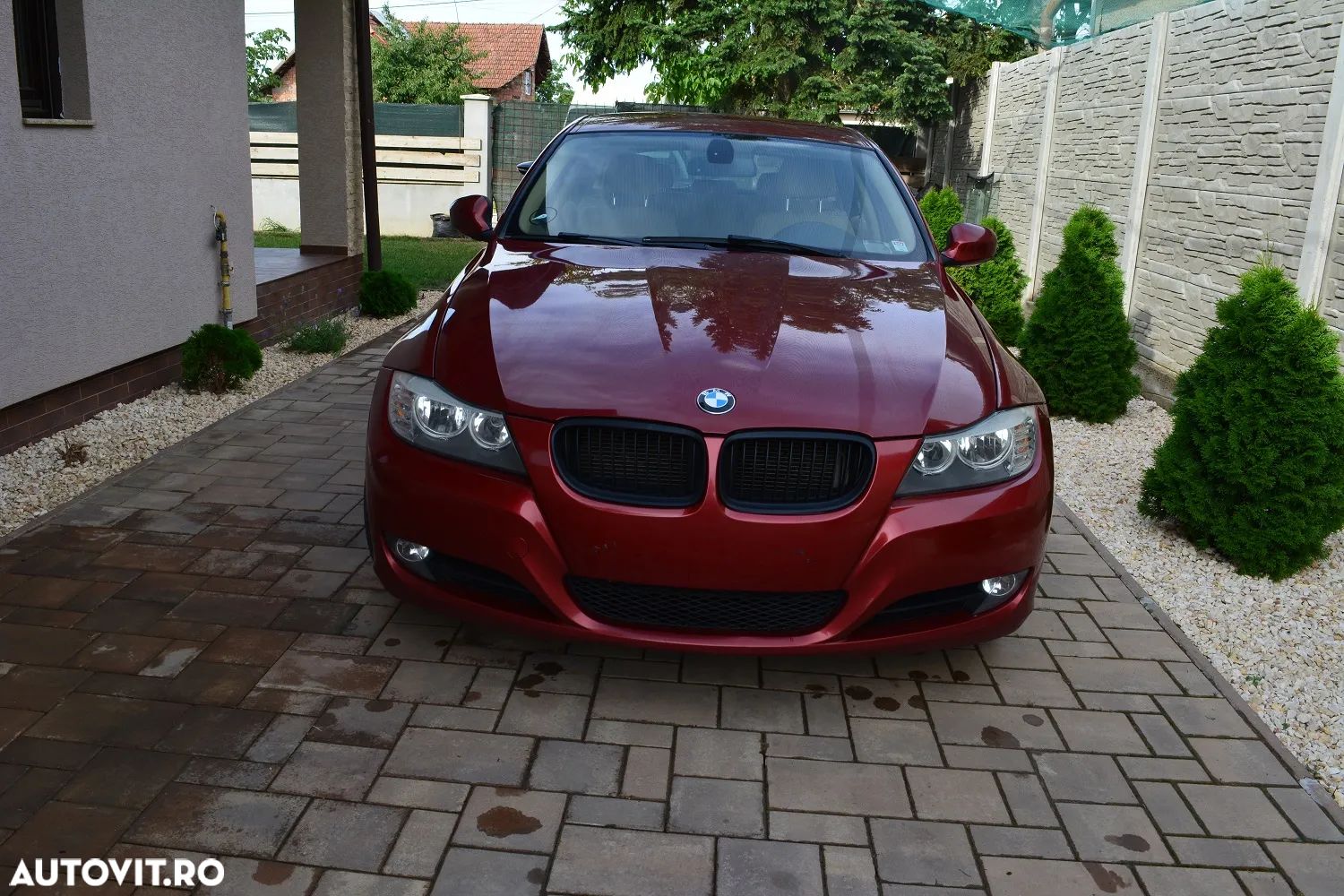 BMW Seria 3 316i Touring - 1