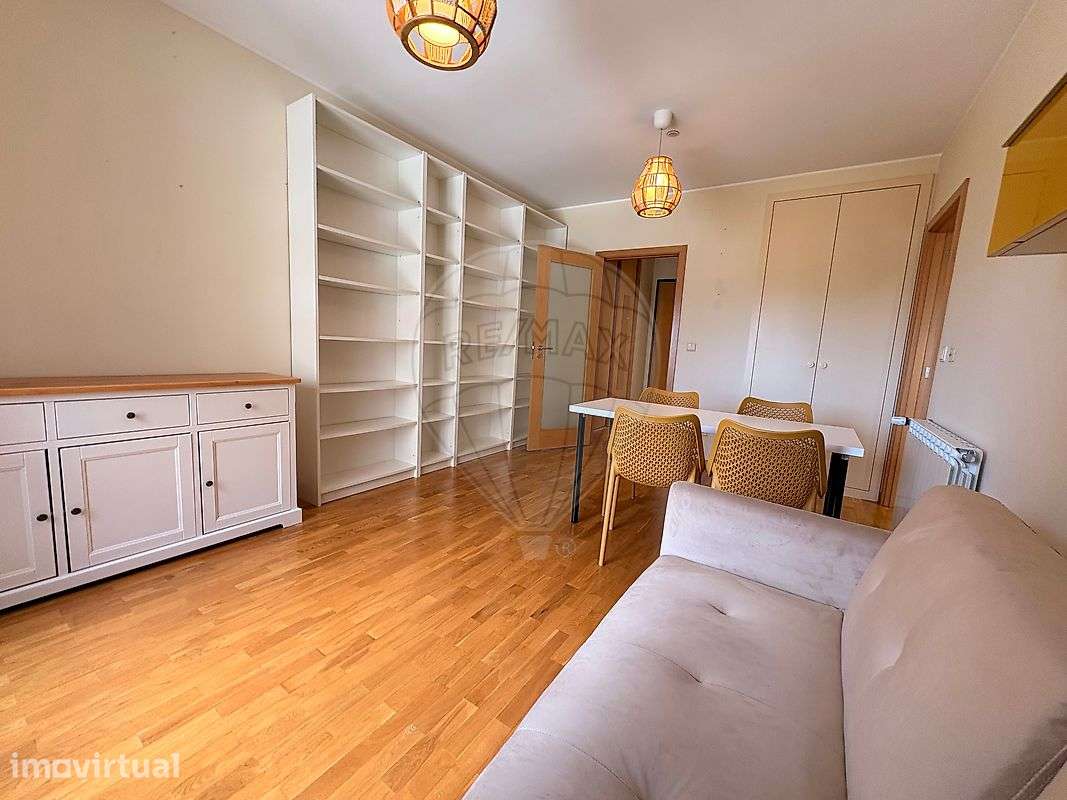 Apartamento T1 para arrendamento - Grande imagem: 2/17