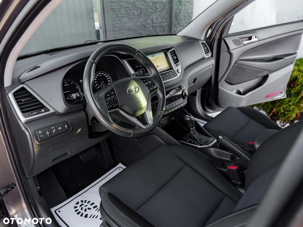 Hyundai Tucson blue 1.7 CRDi 2WD DCT Premium - 18