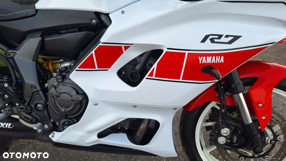 Yamaha R7 - 19