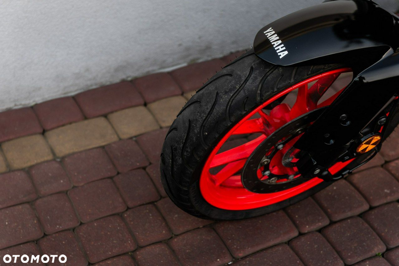 Yamaha MT - 7