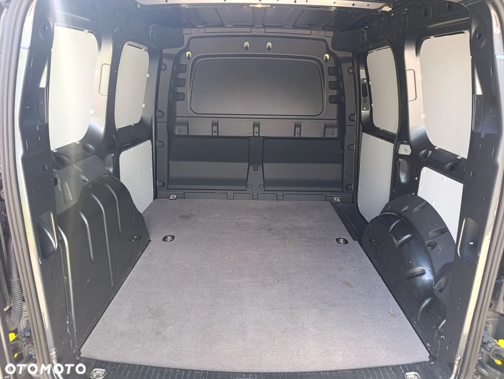 Volkswagen Caddy - 10