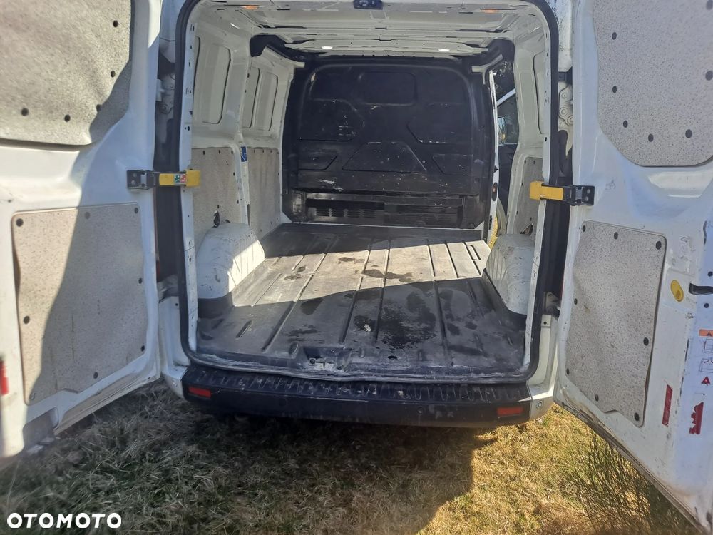 Ford TRANSIT CUSTOM - 8