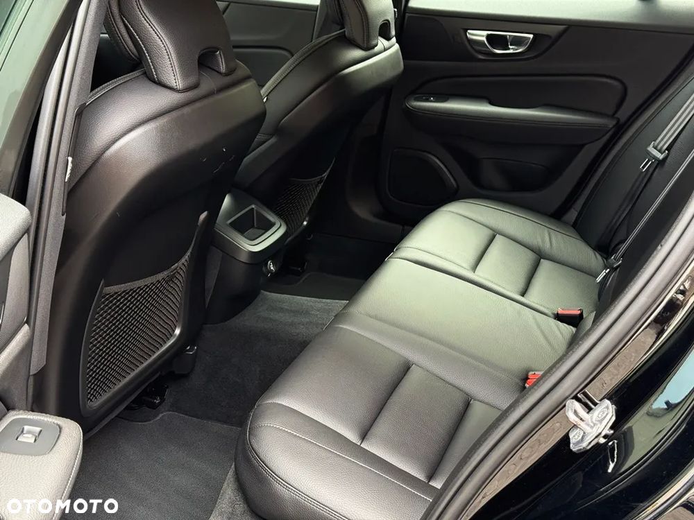Volvo V60 D4 Inscription - 13