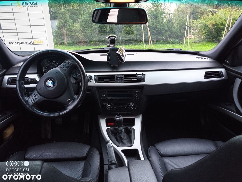 BMW Seria 3 320d - 10