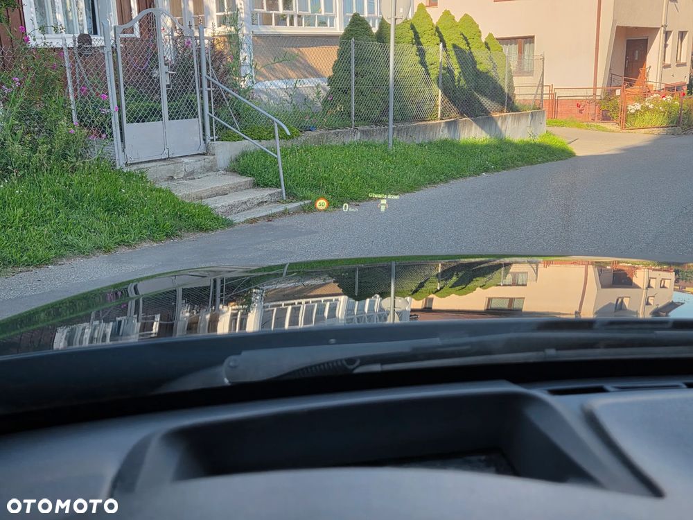 BMW Seria 3 318d - 27