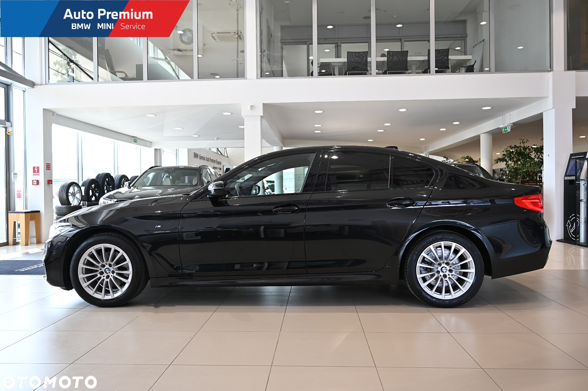 BMW Seria 5 520d xDrive - 25