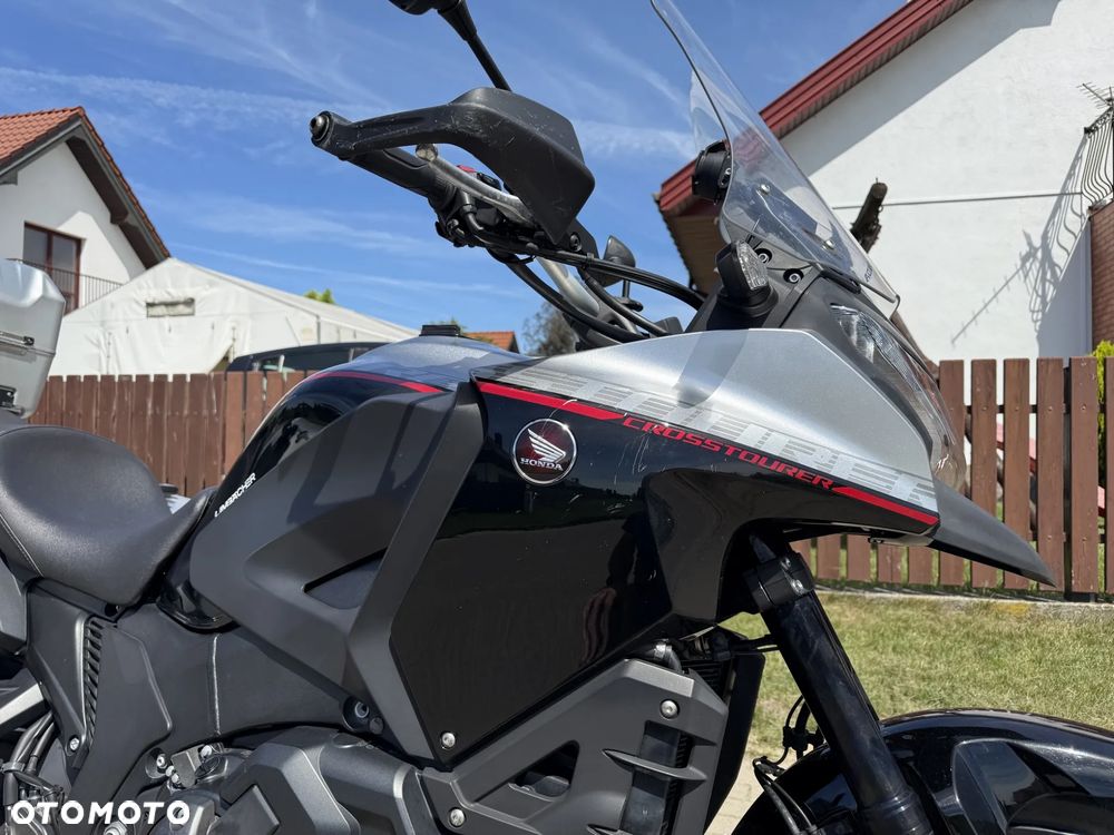 Honda VFR - 9