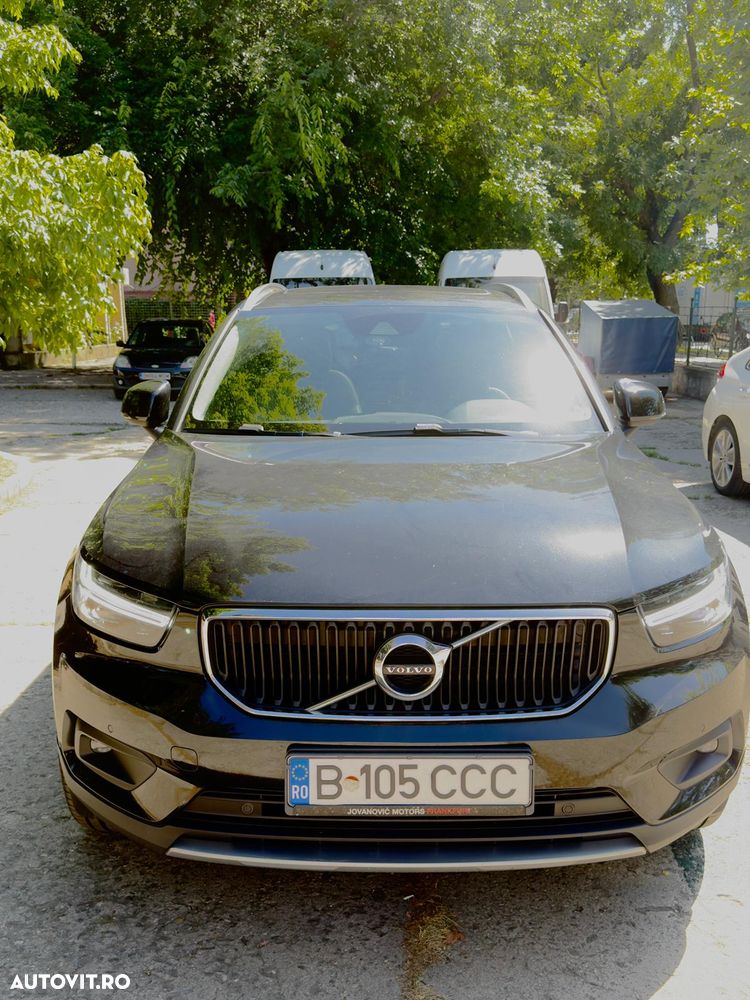 Volvo XC 40 D3 AWD Momentum Pro - 1