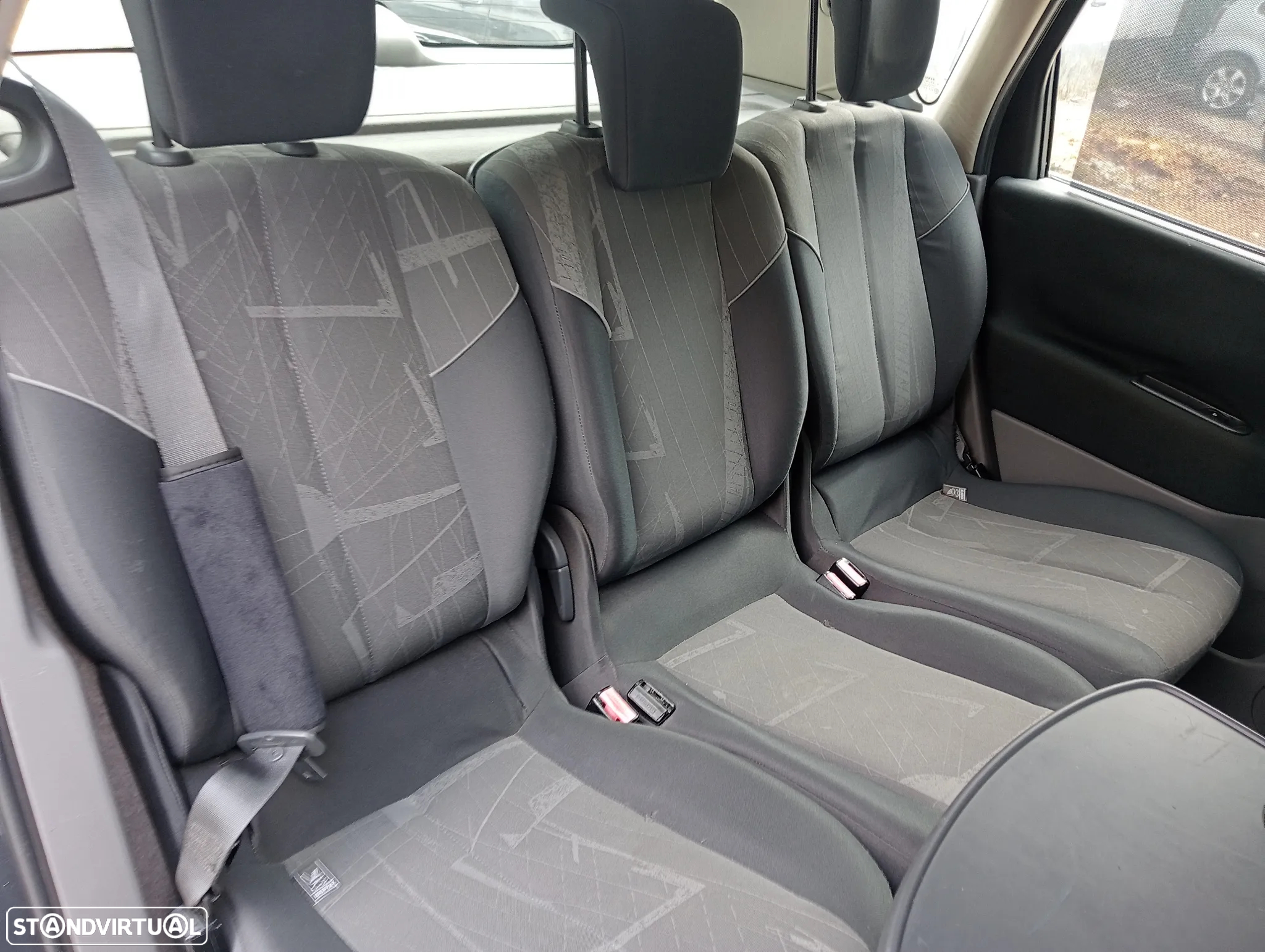 Renault Scénic 1.9 dCi Dynamique - 8