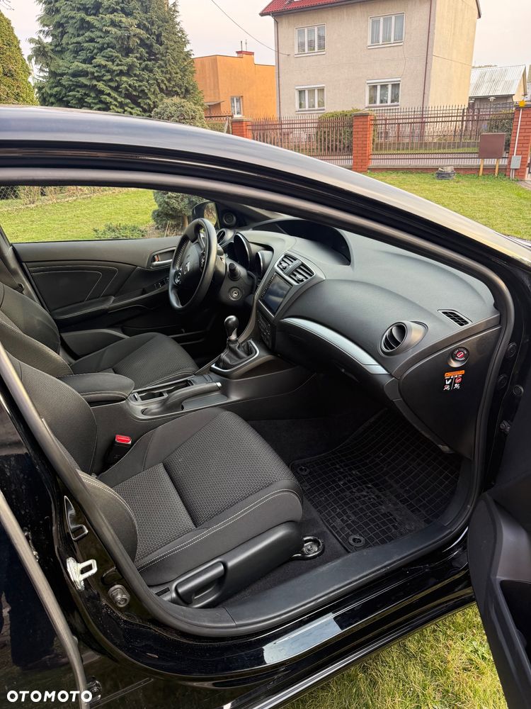 Honda Civic 1.8 Sport (Honda Connect+) - 12