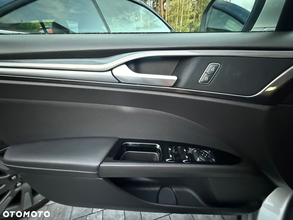 Ford Mondeo 2.0 EcoBlue Titanium - 9
