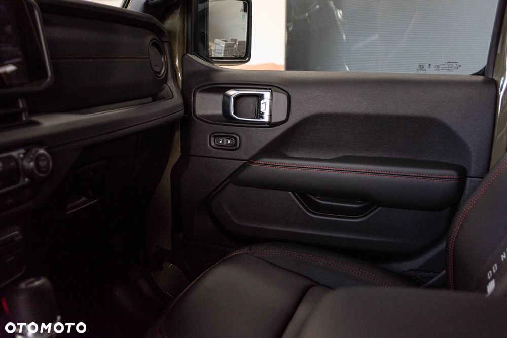 Jeep Wrangler Unlimited GME 2.0 Turbo Rubicon - 24