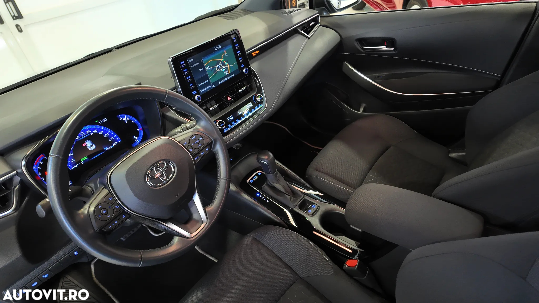 Toyota Corolla 1.8 Hybrid Touring Sports - 12