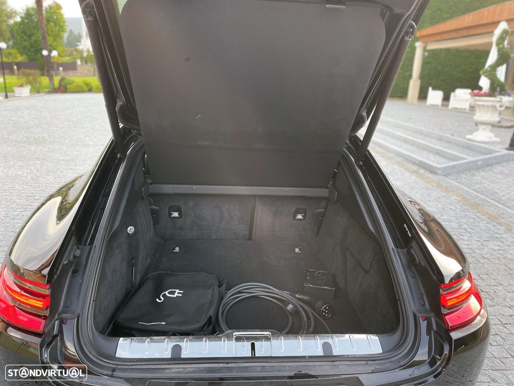 Porsche Panamera 4 E-Hybrid Edition 10 Anos - 16