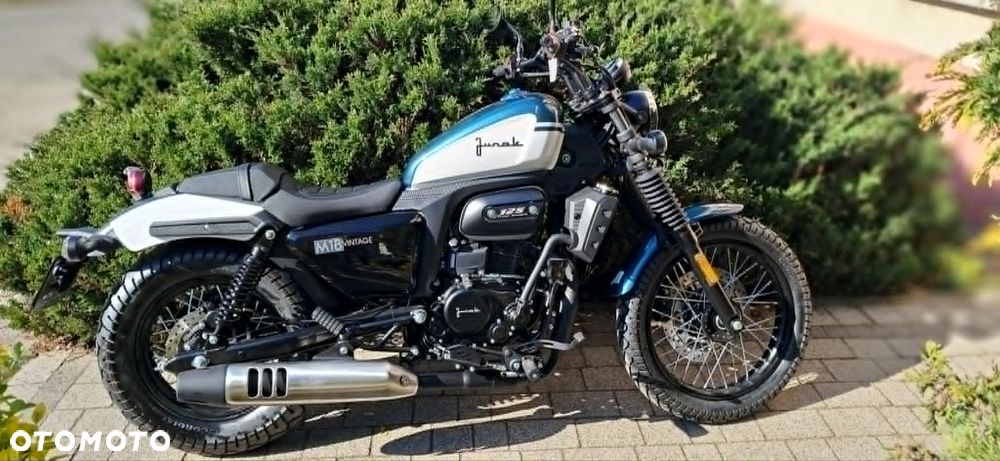 Junak M18 - 10