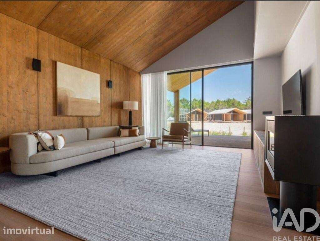 Casa T2 em Amoreira de 158,00 m2 - Grande imagem: 4/22