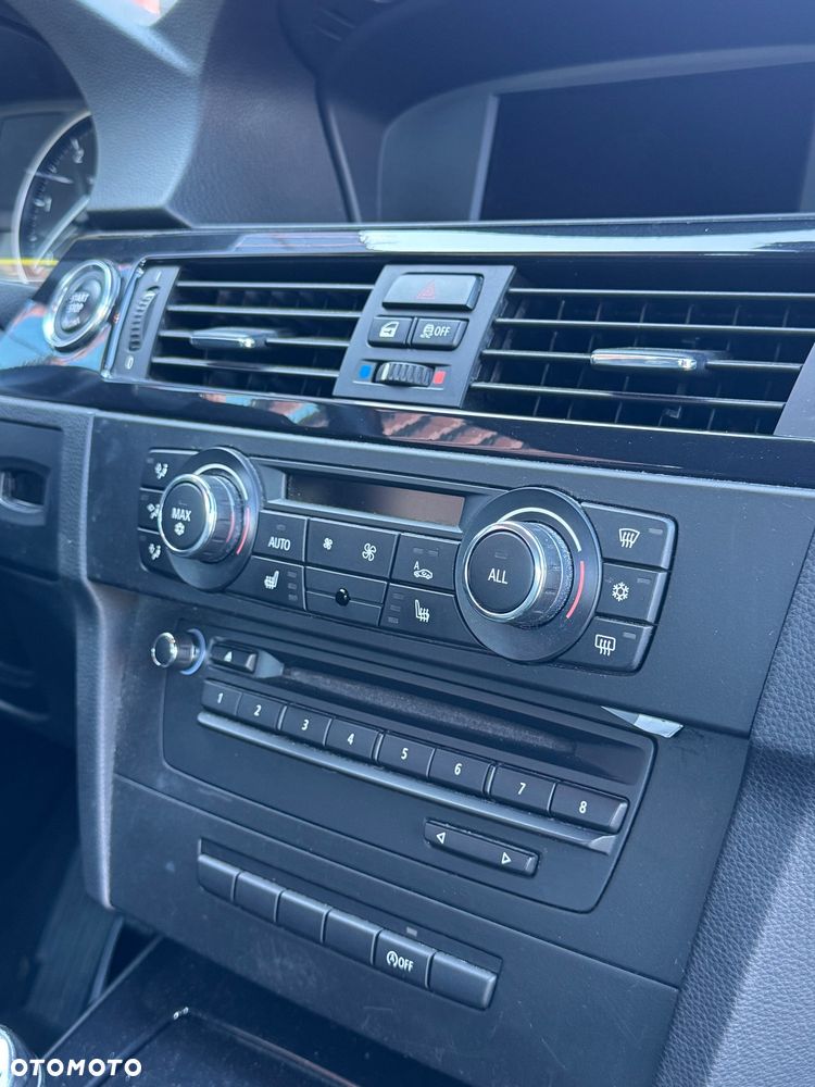 BMW Seria 3 320d - 21